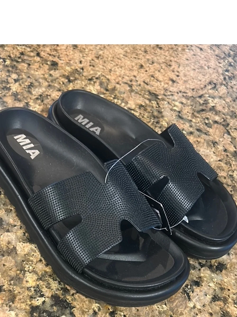 MIA Bertini Slide Sandals Womens Size 6 In Black NWT